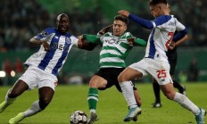 九游娱乐新闻-葡超冠军争夺战难分高下，波尔图压力倍增谋求优势