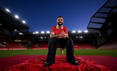 九游娱乐官方-关于出色射手大展拳脚，帮助球队笑傲场上的信息