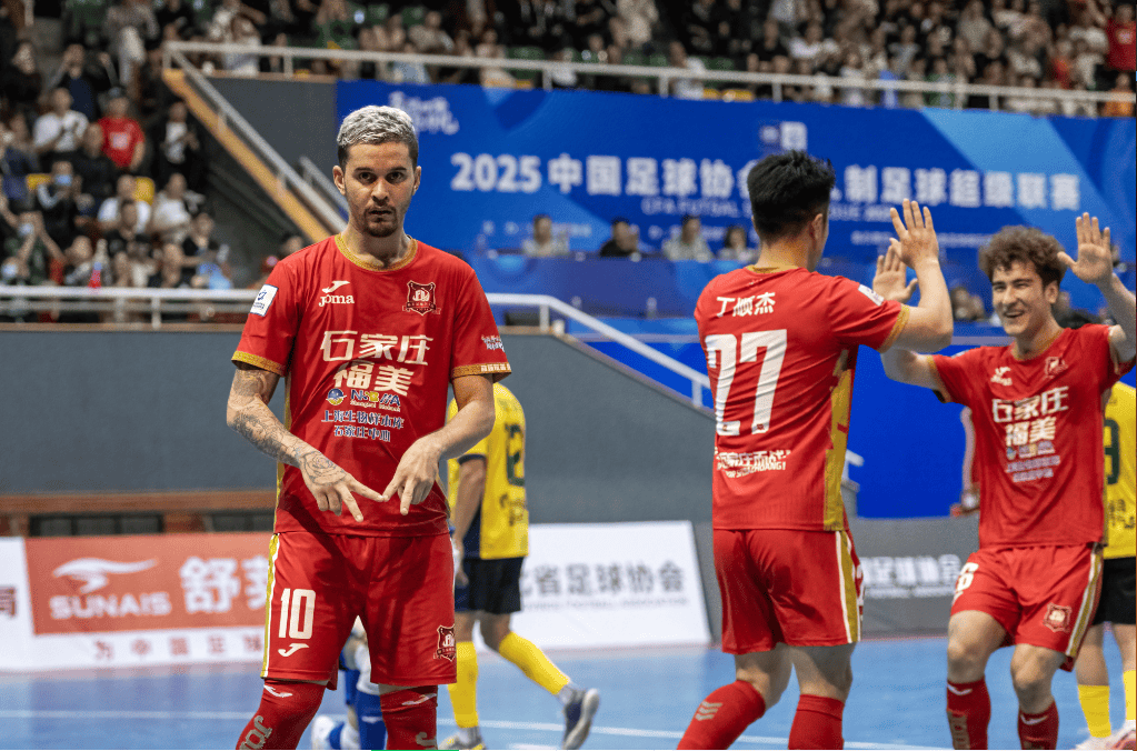 包含多点开花,球队多人进球带来胜利的词条 包含多点开花,球队多人进球带来胜利的词条