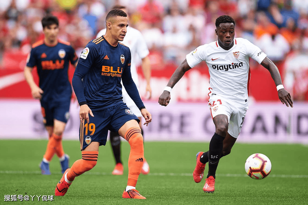 塞维利亚客场逆转瓦伦西亚，排名飙升