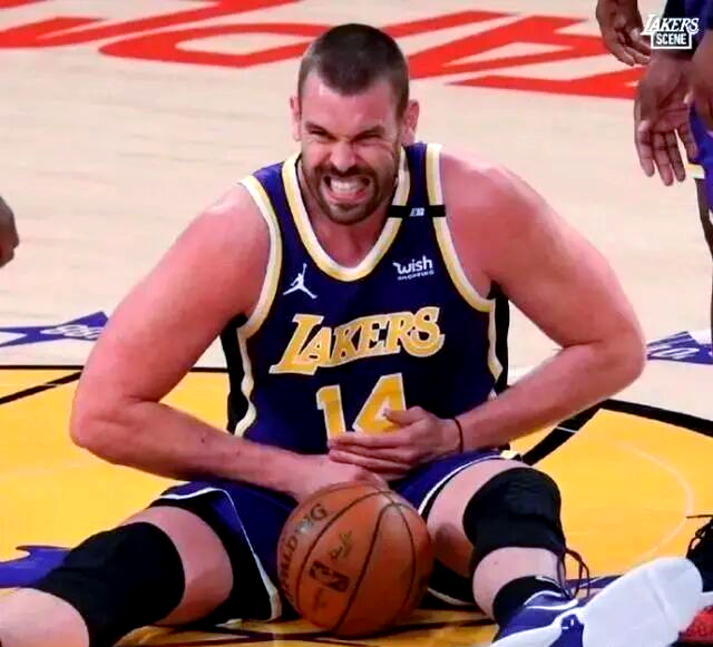 湖人负于凯尔特人，遭遇失利