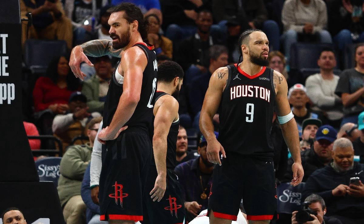 火箭主场击败篮网积分领先