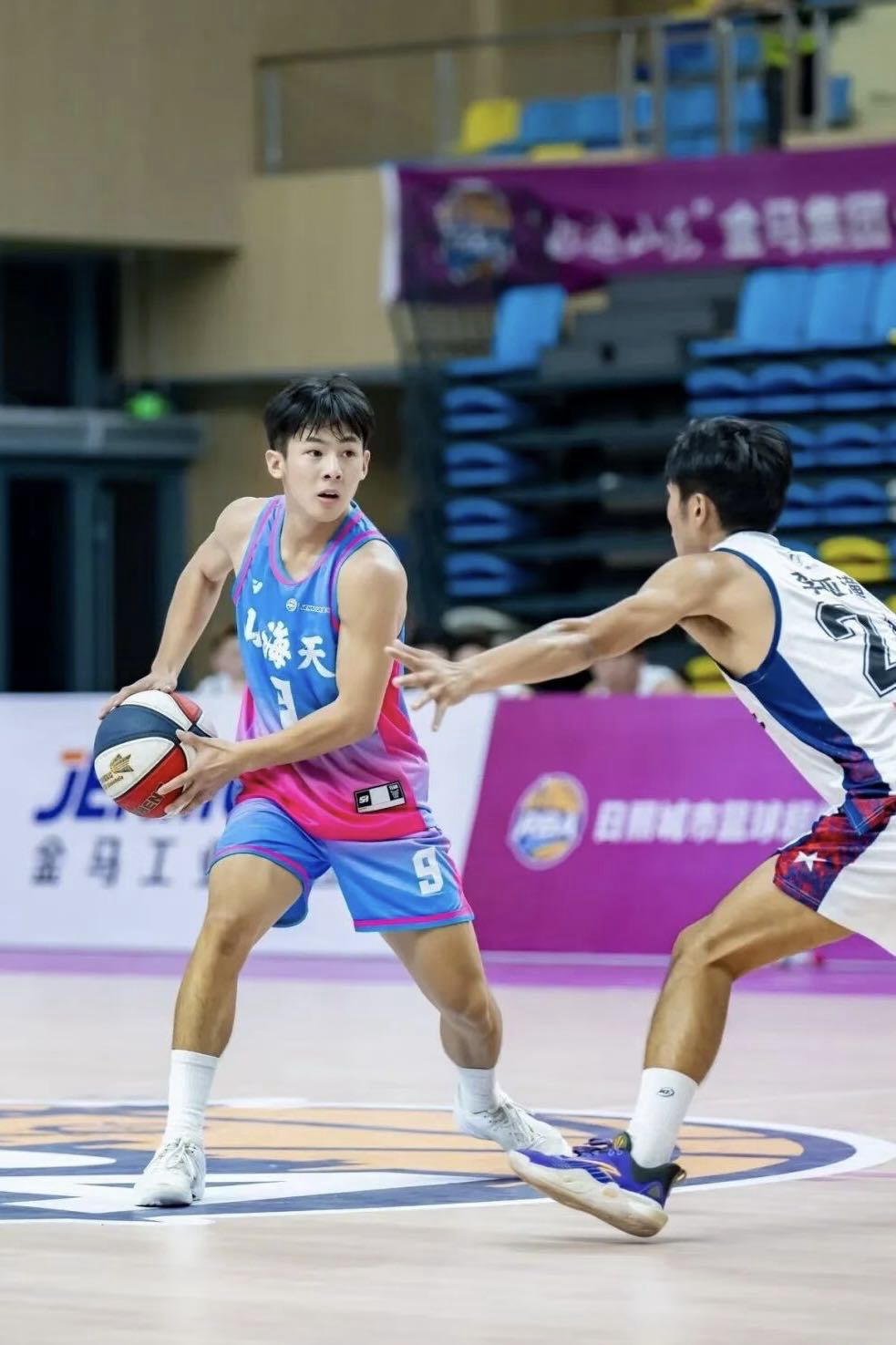 临门一脚！球队临门一脚进球锁定胜局的简单介绍