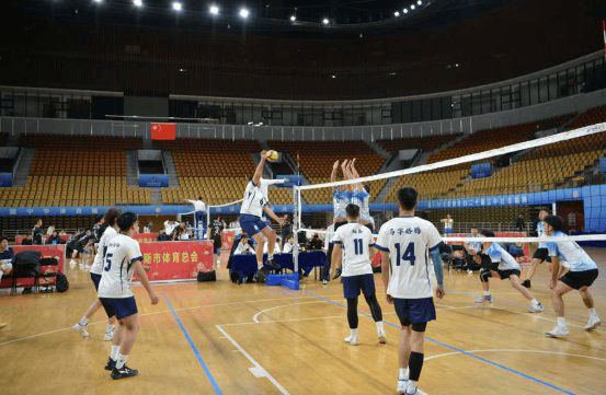 关于体育盛宴热闹上演，运动员们兢兢业业的信息